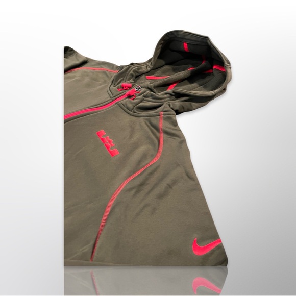 Nike Men's Sweatshirt Size Small Therma-Fit , Color Olive Green. - Picture 4 of 10